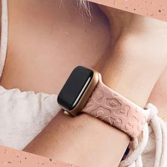 Set Of 4 Leopard pattern engraved silicone bands compatible with Apple Watch - Picture 4 of 8